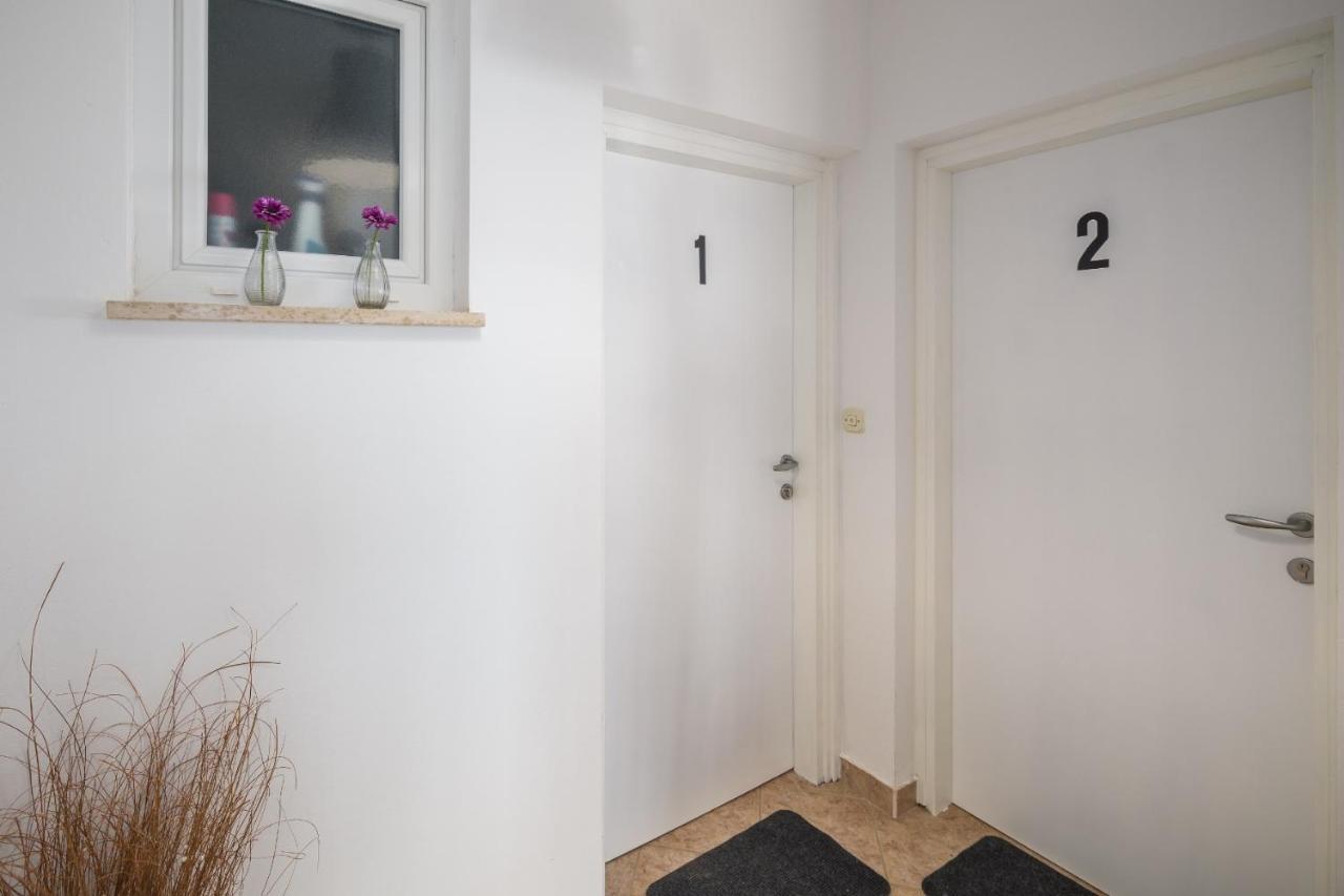 Martina Guest House Πόρετς Εξωτερικό φωτογραφία