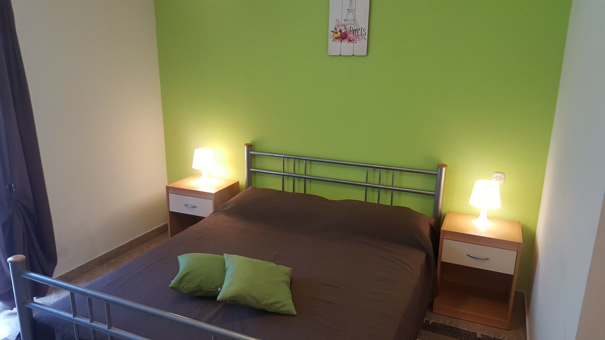 Martina Guest House Πόρετς Εξωτερικό φωτογραφία